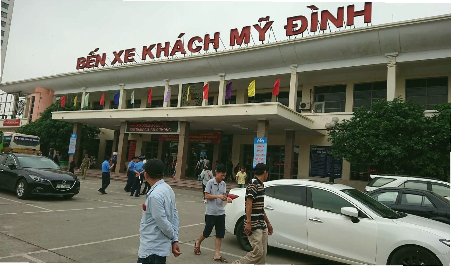 Giá vé công viên rồng hạ long được niêm yết