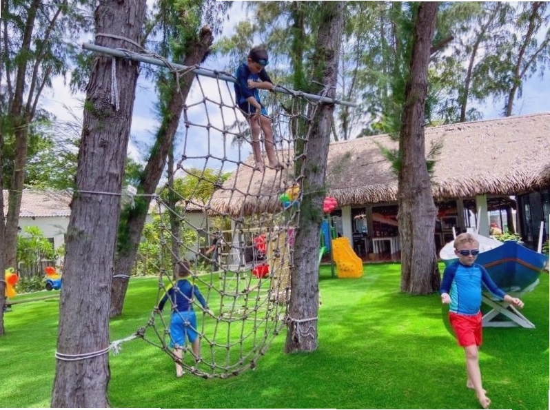 Góc vui chơi không lo chán tại Palace Long Hai Resort