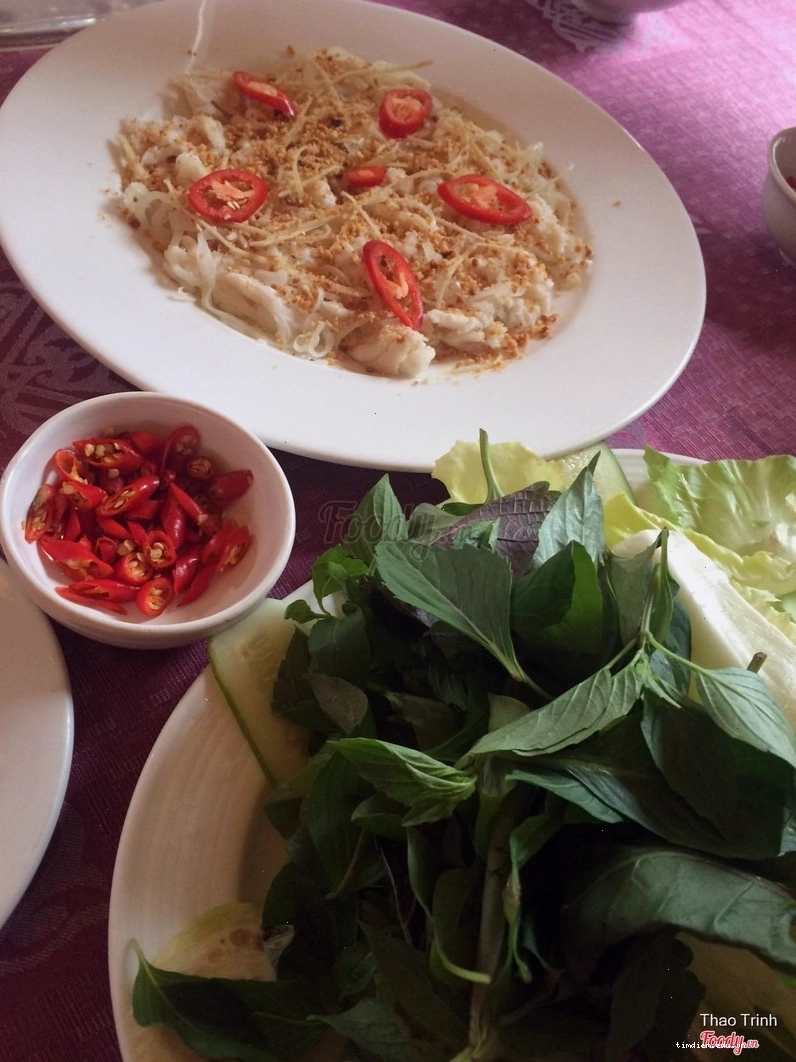 Gỏi cá mai tươi ngon tại nhà hàng Ngọc Sương