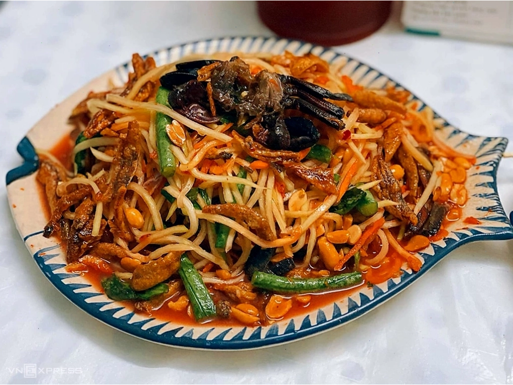 Gỏi đu đủ Som Tum cay tê