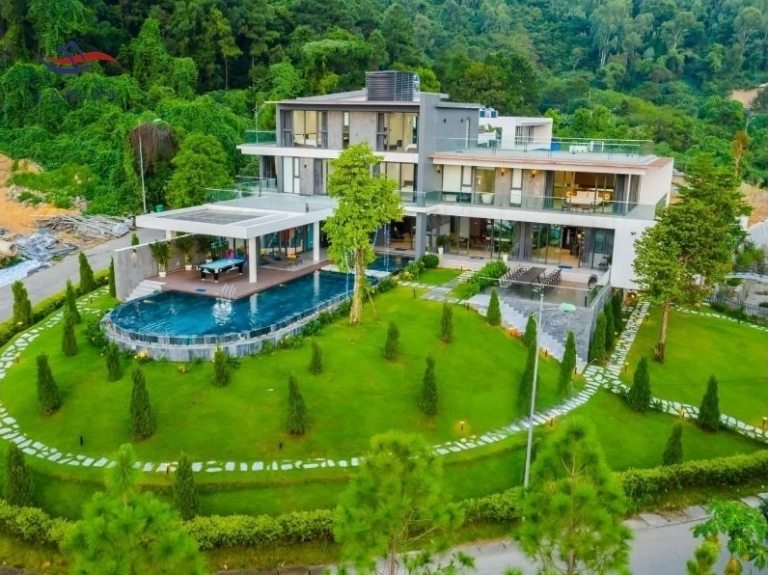 Grand Villa Tam Đảo: Trải nghiệm nghỉ dưỡng 5 sao giữa thiên nhiên hùng vĩ