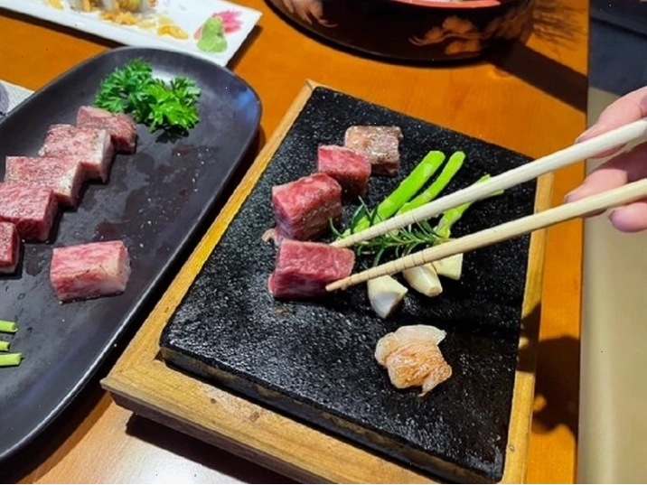 Hanami Japanese Restaurant - Không gian ấm cúng và món ăn Nhật chuẩn vị tại Nha Trang