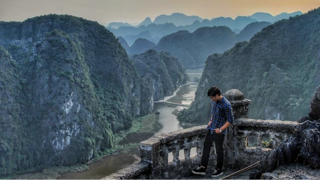 Hang Múa - danh thắng nổi tiếng Ninh Bình nhìn từ trên cao