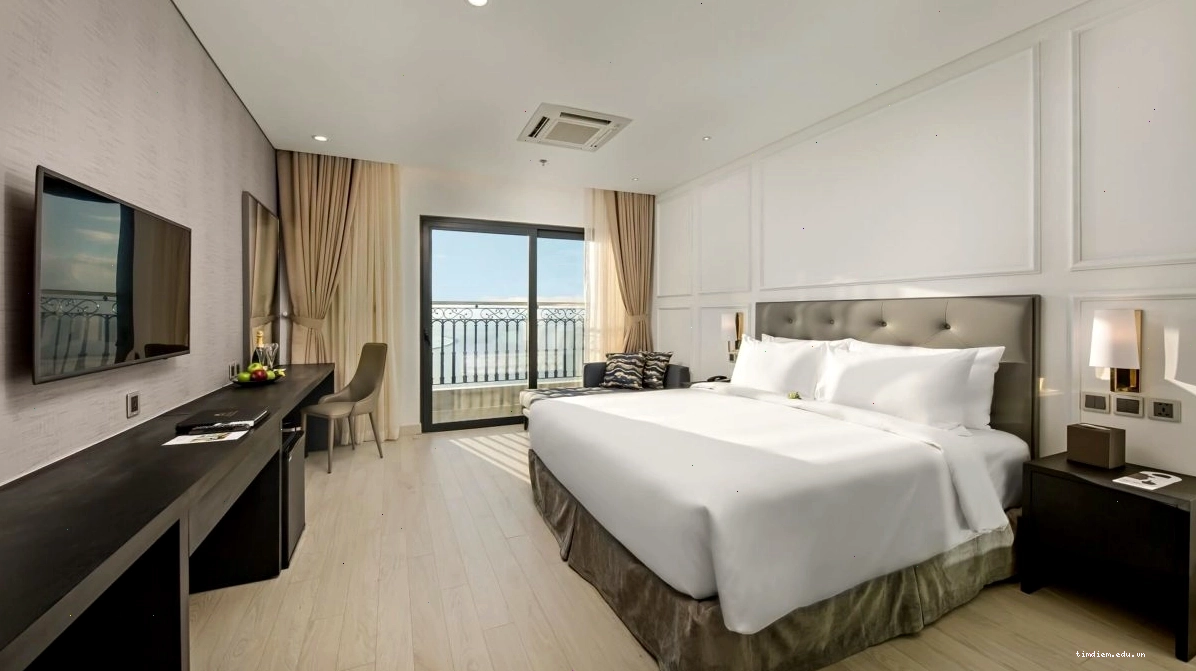 Hạng phòng Deluxe Double & Twin tại Khách sạn Golden Bay