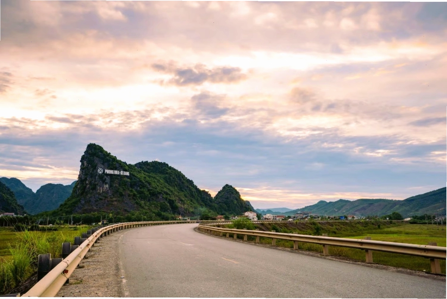Hành trình khám phá Vườn quốc gia Phong Nha - Kẻ Bàng
