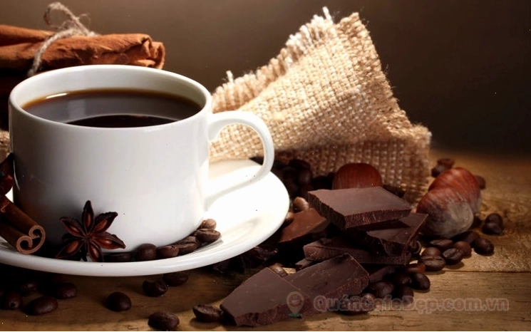 Hình ảnh cafe tuyệt đẹp với ly cafe được bài trí tinh tế