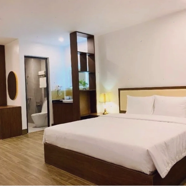 Hồ bơi tại Paragon Noi Bai Hotel & Pool