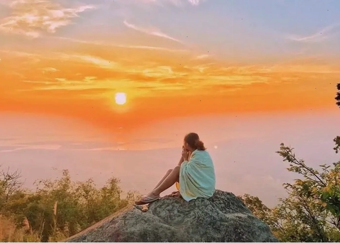 Hồ Mây Núi Tây Ninh buổi sáng yên bình