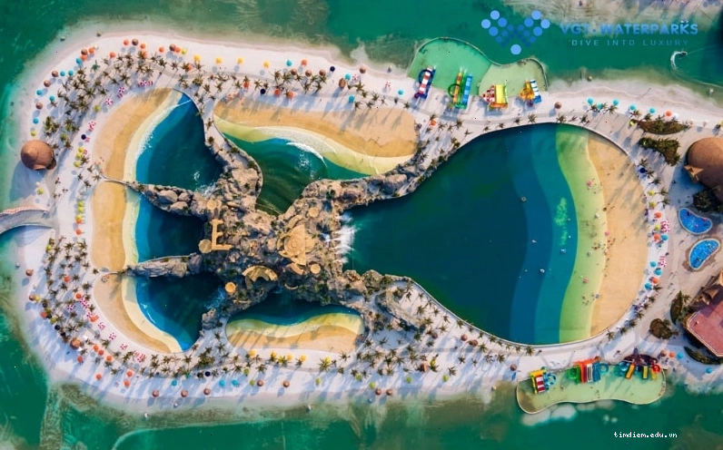 Hồ tạo sóng lớn tại VinWonders Wave Park Ocean Park 2