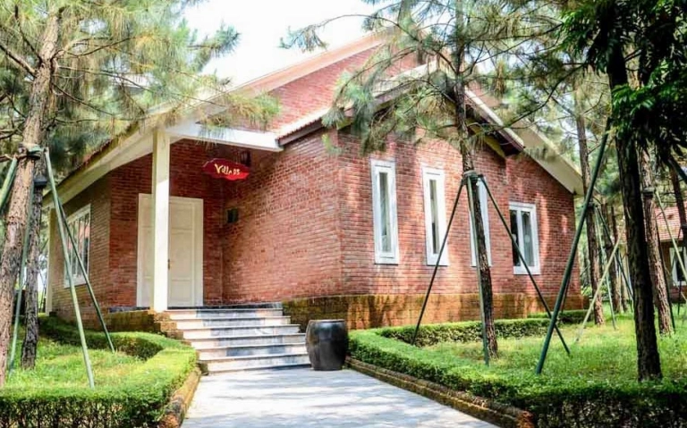 Hoàng Long Resort Thạch Thất: Điểm Hẹn Nghỉ Dưỡng Xanh Mát Gần Hà Nội