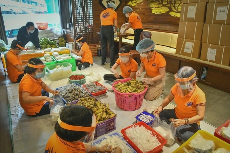 Hoạt động thiện nguyện của Nhà hàng chay Giác Ngộ