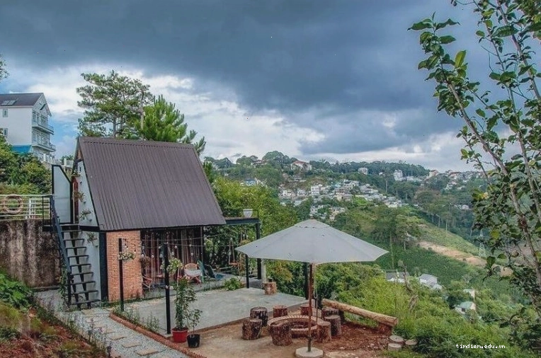 Homestay Bảo Lộc với view săn mây bao quát, thiết kế độc đáo