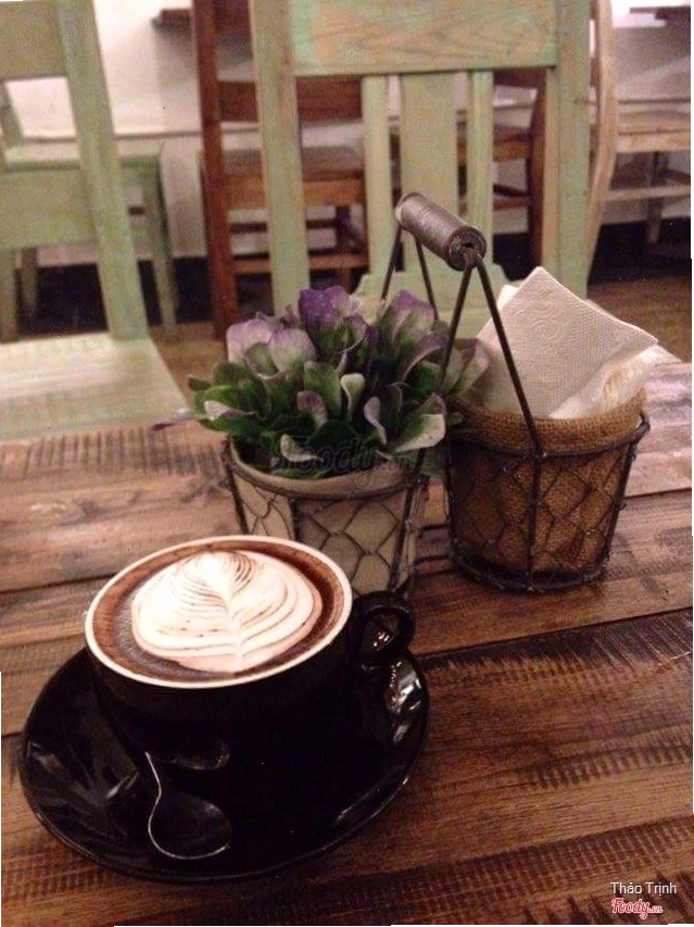 Hot chocolate ấm áp tại Vintage 1976 Cafe