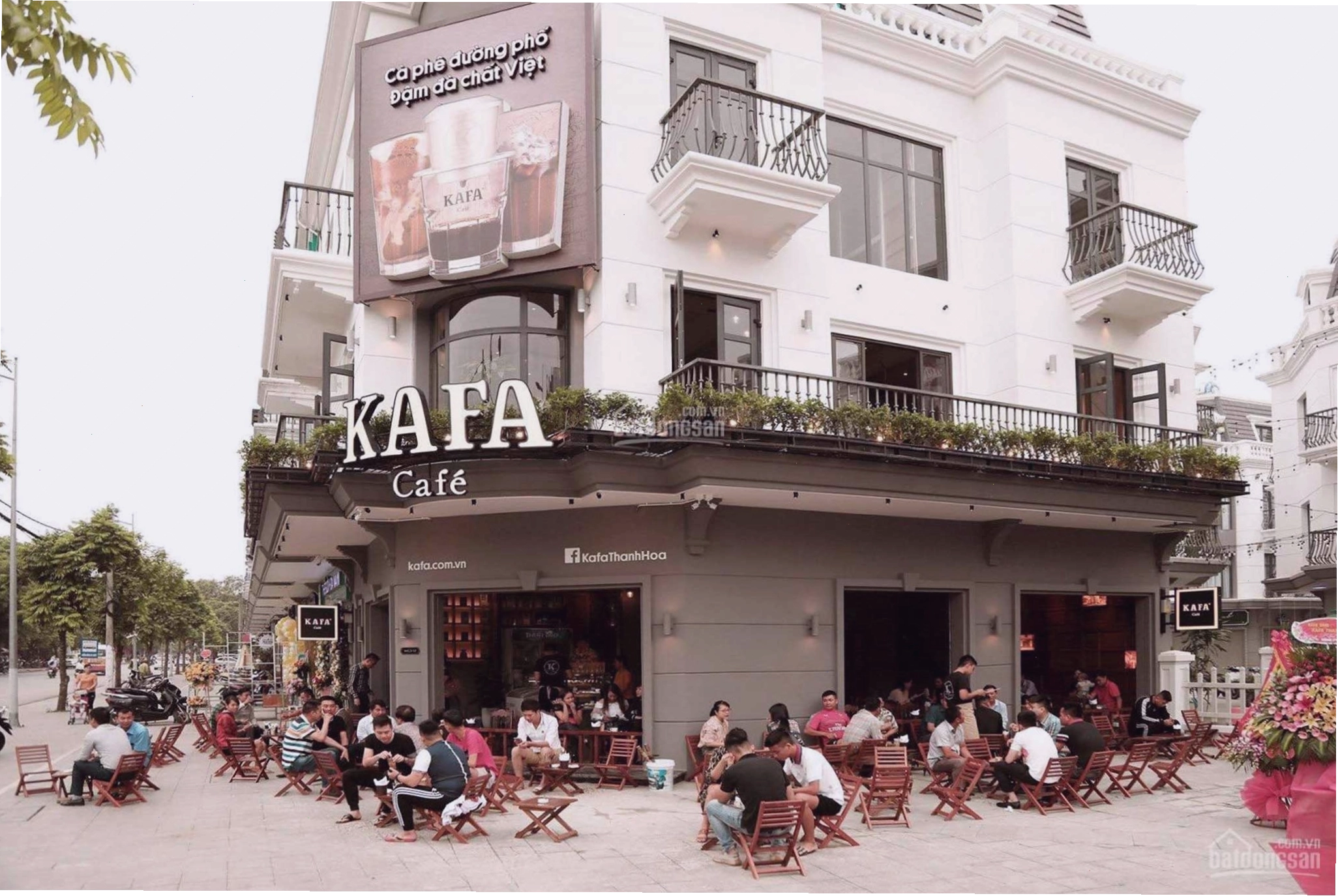Kafa Cafe nổi bật với phong cách thiết kế riêng biệt tại từng địa điểm