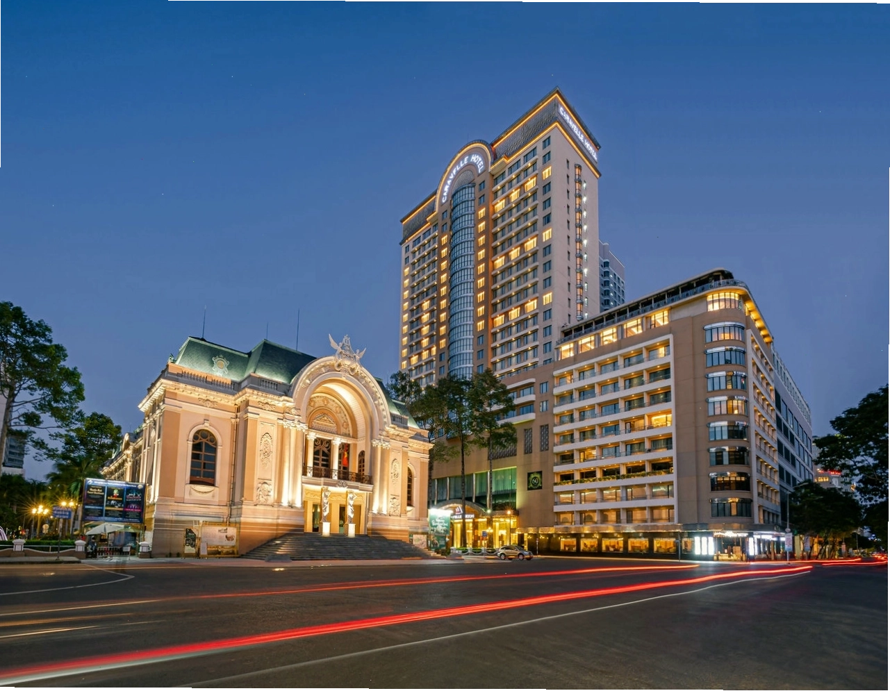 Khách sạn Caravelle Saigon