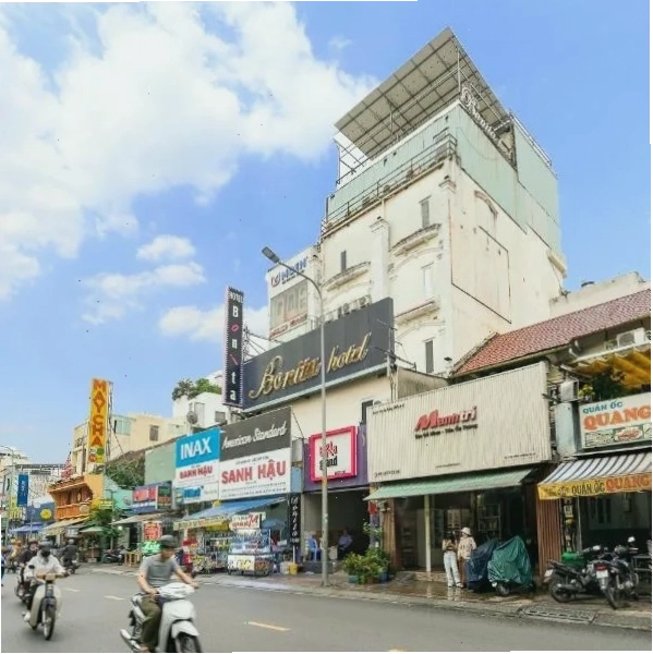 Khách sạn Collection O District 10 - Bonita Grand Hotel