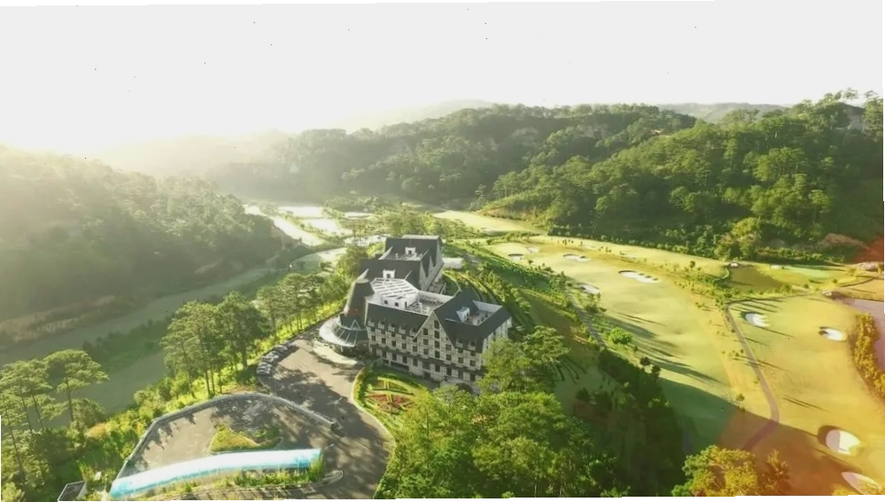 Khách sạn Đà Lạt view đẹp giá rẻ với thiết kế mộc mạc