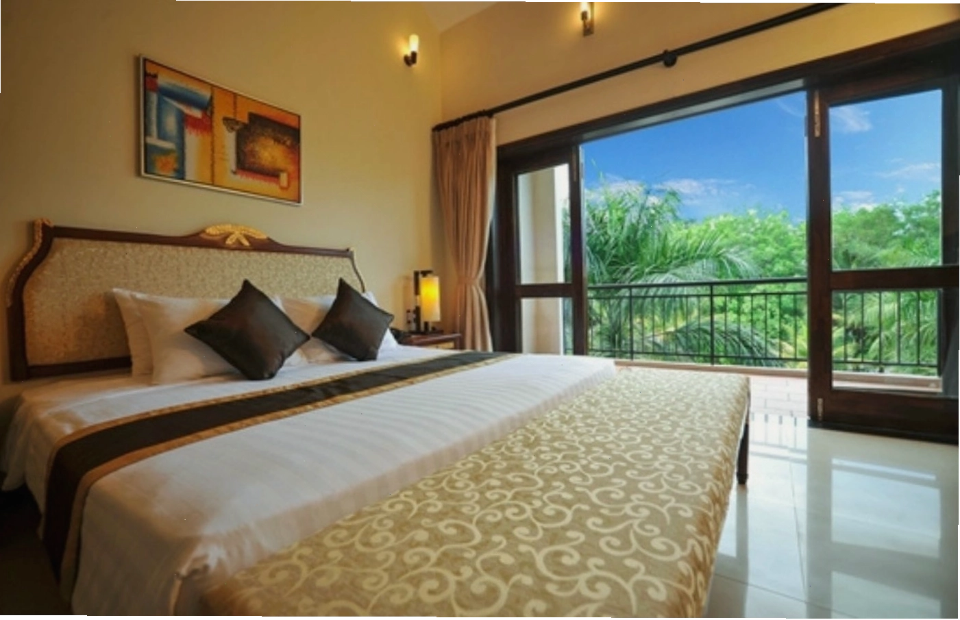 Khách sạn Diamond Bay Residence - Thiên đường nhiệt đới của biển Nha Trang