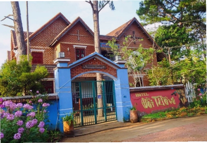 Khách sạn Đồi Thông Măng Đen - Tầm nhìn bao quát và không khí trong lành
