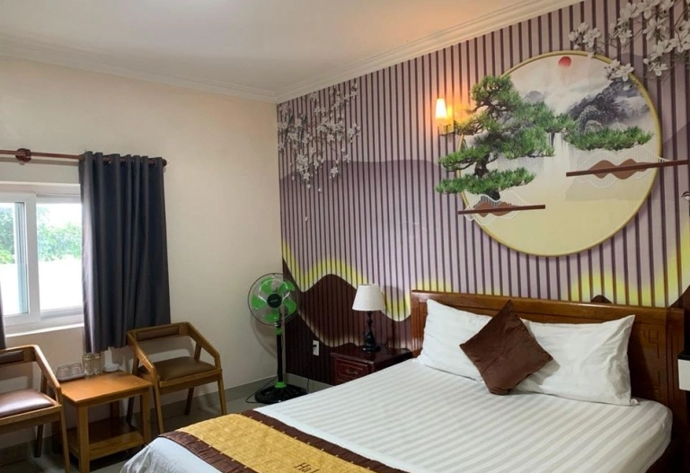 Khách sạn Hạ Long Thủ Đức: Đánh giá chi tiết và kinh nghiệm đặt phòng