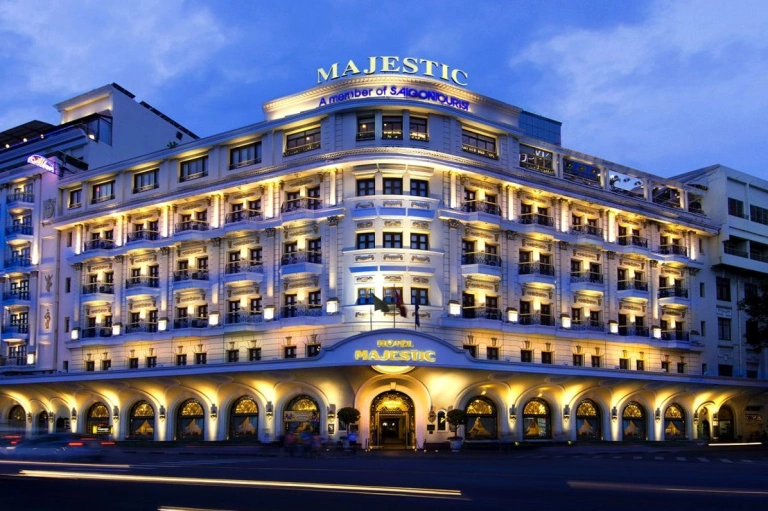Khách sạn Majestic Saigon: Biểu tượng Lịch sử và Sang trọng Bậc nhất Sài Gòn
