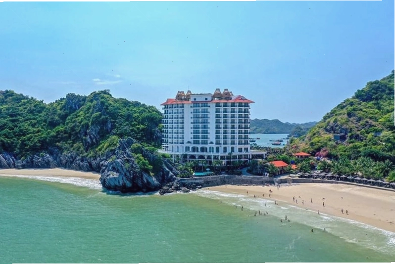Khách sạn MGallery Cát Bà với kiến trúc sang trọng