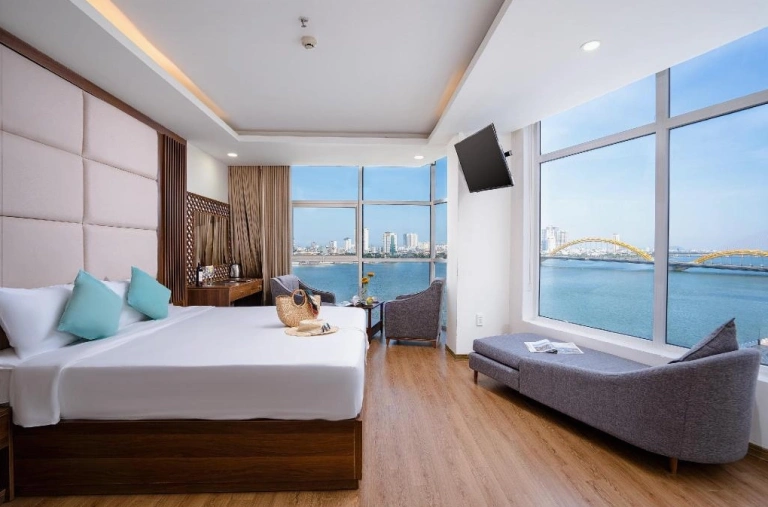 Khách sạn Pariat Đà Nẵng: Trải nghiệm View Sông Hàn Tuyệt Đẹp