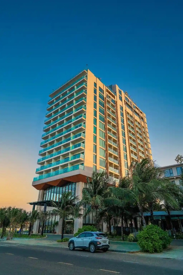 Khách sạn Sala Grand Tuy Hòa: Trải nghiệm sang trọng bên bờ biển Phú Yên