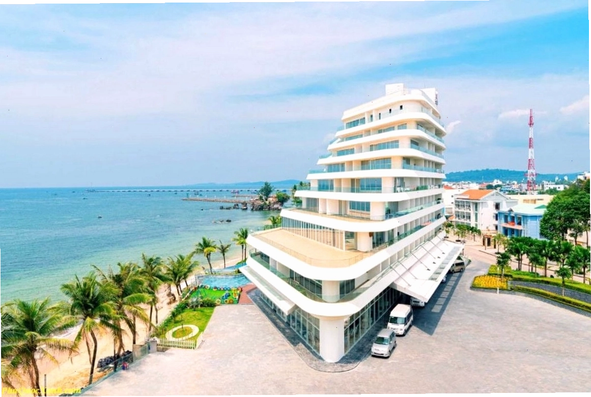 Khách sạn Seashell Phú Quốc với bãi biển riêng xanh mát