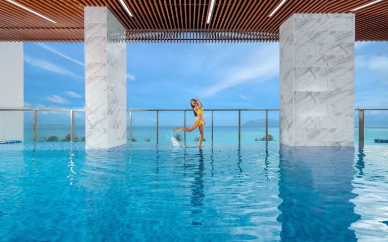 Khách sạn Vesna Nha Trang: Trải nghiệm nghỉ dưỡng 5 sao bên bờ biển