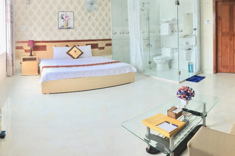 Khách sạn Yến Vy 04 Luxury Quy Nhơn: Điểm đến lý tưởng cho kỳ nghỉ