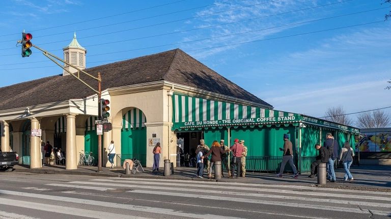 Khám phá Café du Monde: Hành trình văn hóa cà phê Việt Nam tại Mỹ