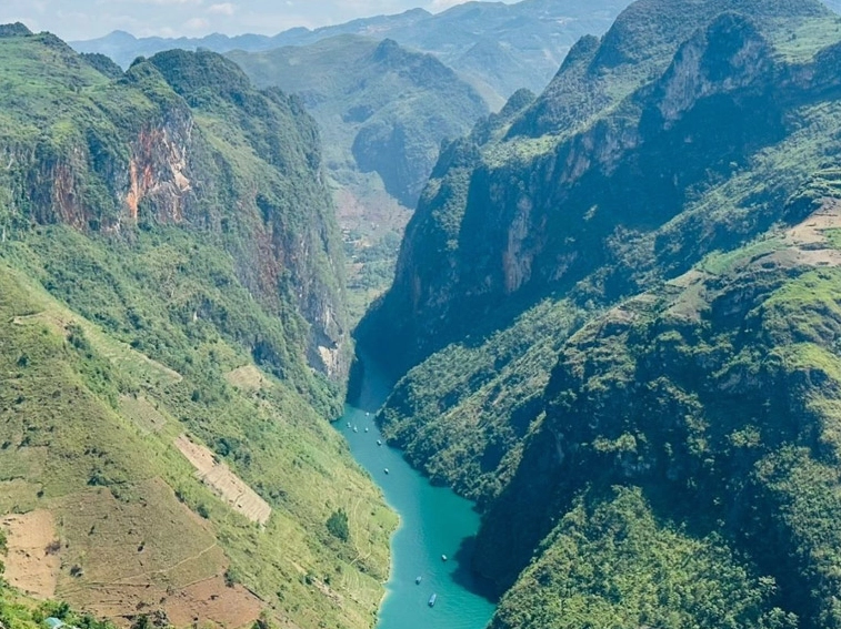 Khám phá Hà Giang: Top 15 điểm du lịch đẹp quên lối về năm 2026