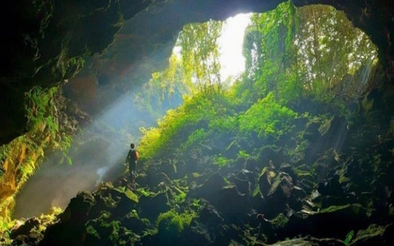 Khám phá Quần thể Hang động Núi lửa Chư Bluk - Điểm đến Trekking Độc đáo