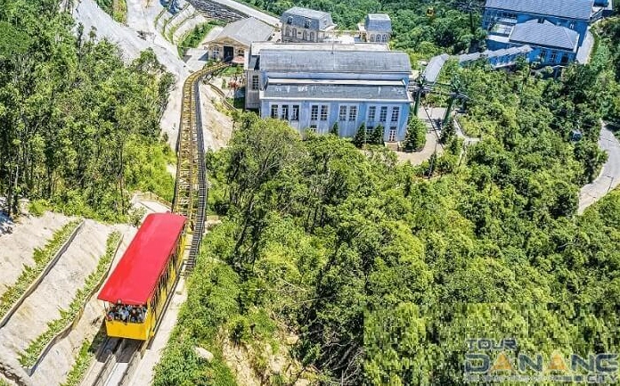 Khám phá Tàu Hỏa Leo Núi Bà Nà Hills Trải nghiệm độc đáo 2026