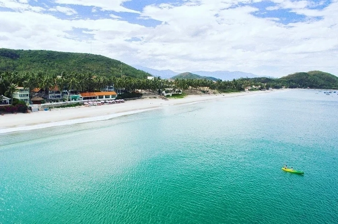Khám phá vẻ đẹp biển Dốc Lết Nha Trang: Điểm đến lý tưởng cho kỳ nghỉ