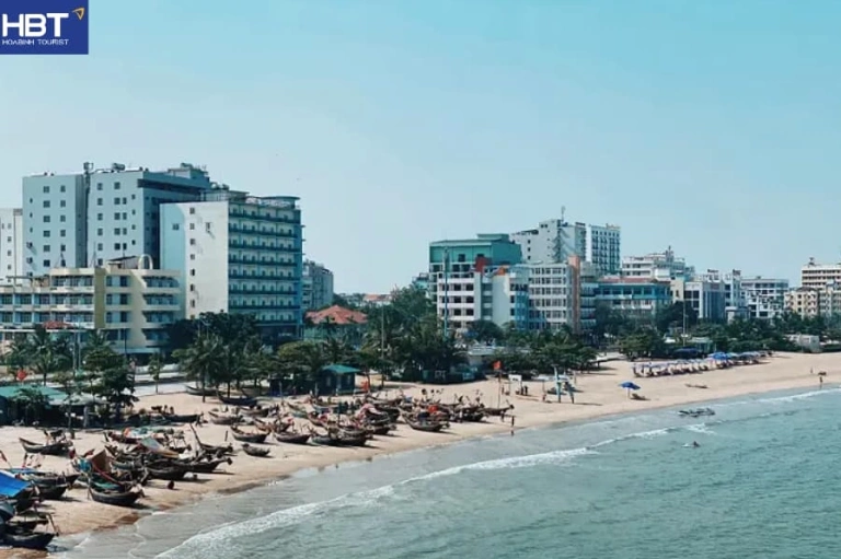 Khám phá vẻ đẹp biển Sầm Sơn: Hướng dẫn chi tiết cho du khách năm 2026