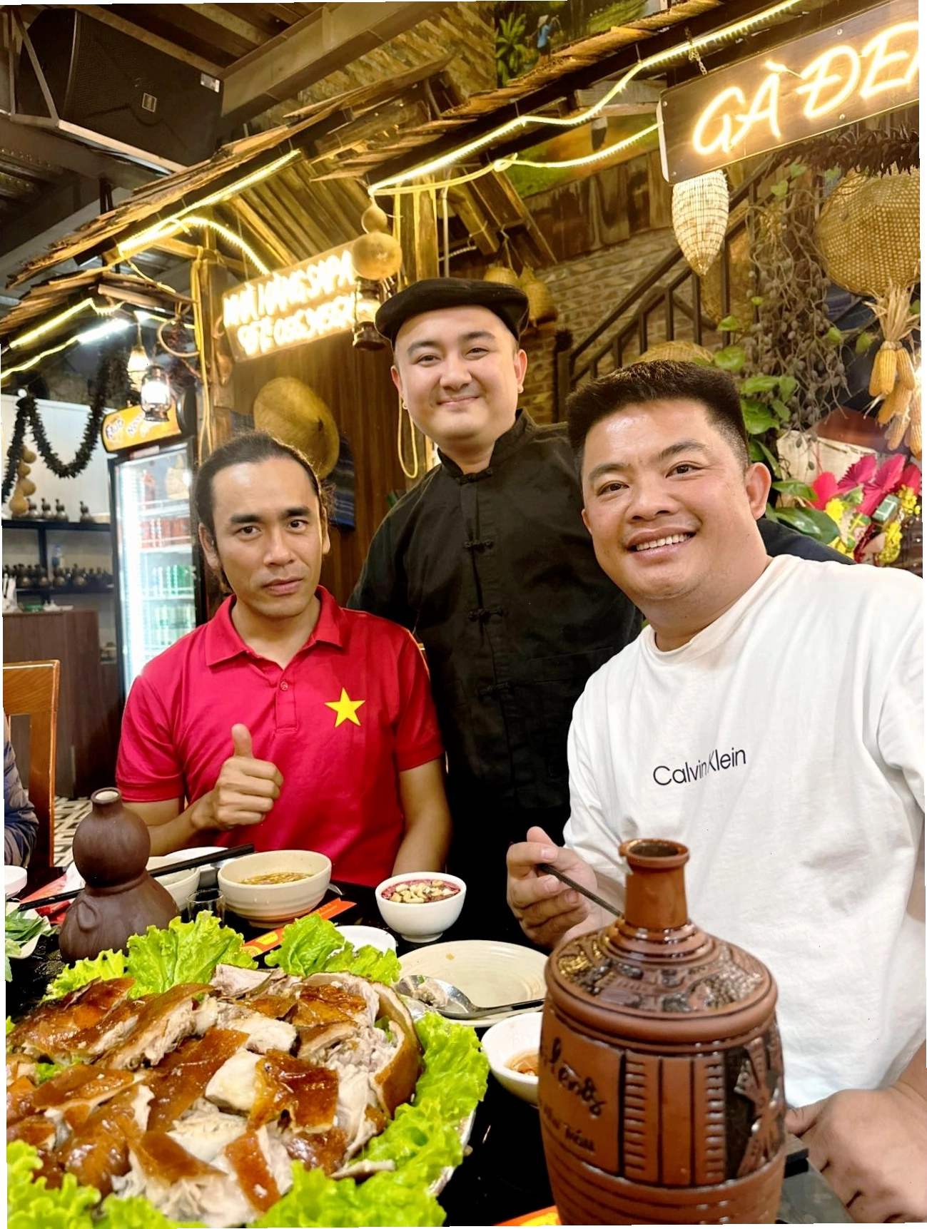 Không gian ấm cúng của Nhà hàng Sapa TV