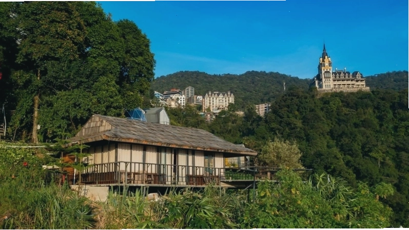 Không gian ấm cúng của Nhà Vua Mèo tại 90s Homestay Tam Đảo