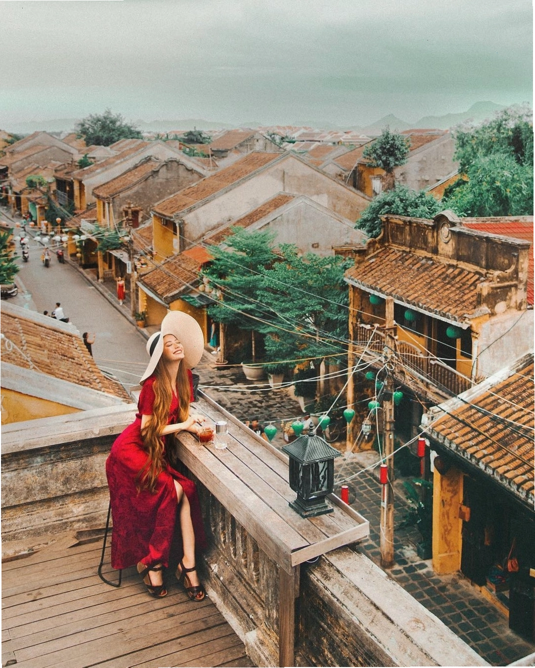Không gian ấm cúng tại 92 Station Restaurant & Cafe