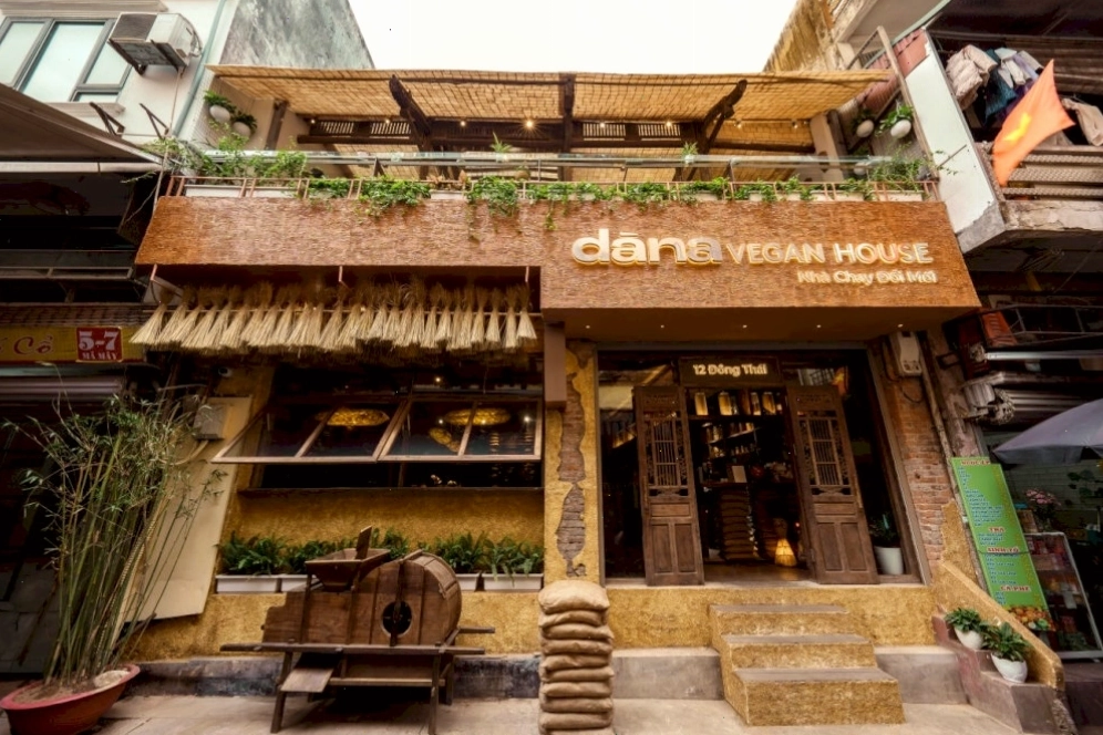 Không gian ấm cúng tại Dana Vegan House