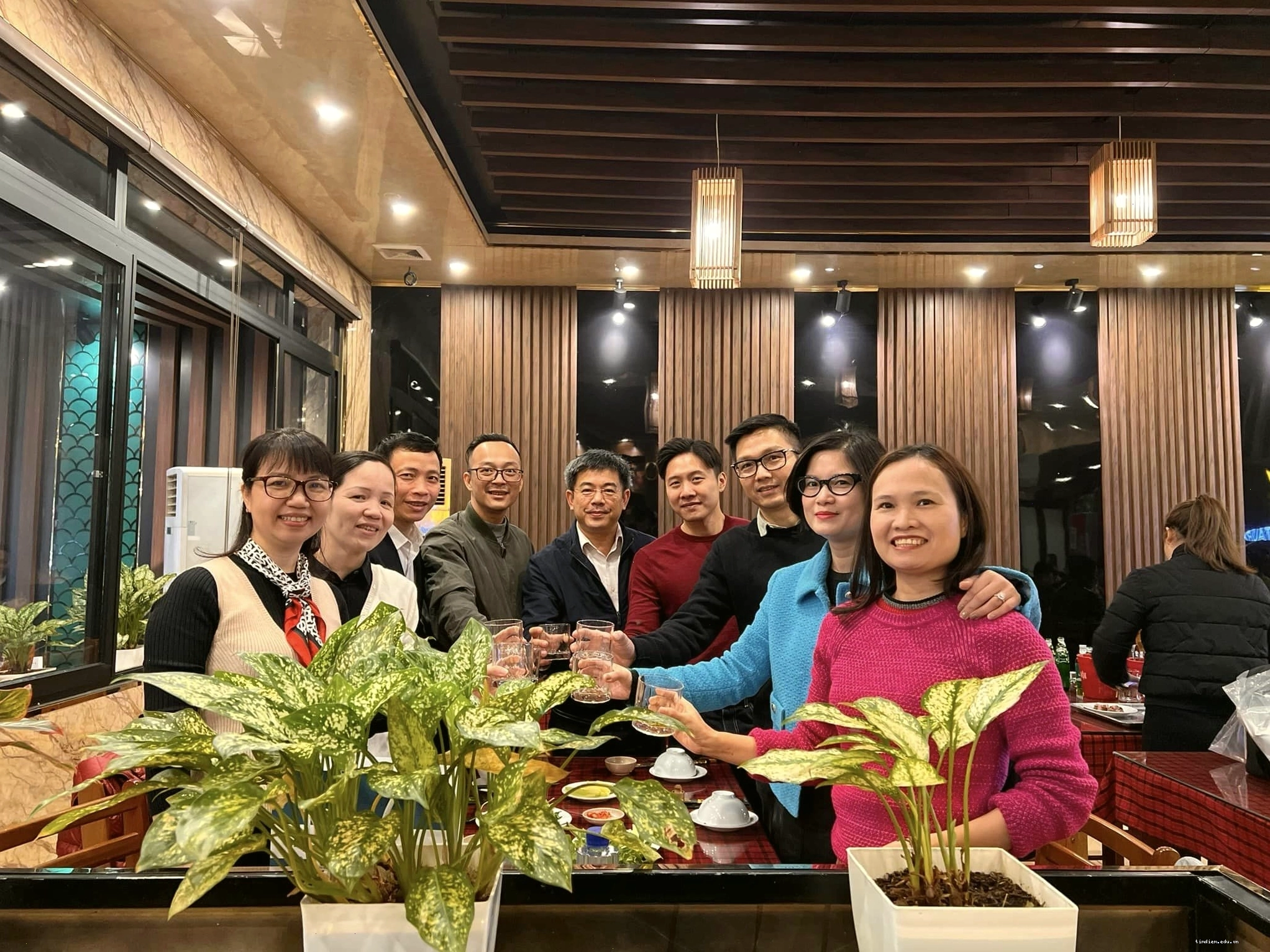 Không gian ấm cúng tại Nhà hàng Cây Khế Phủ Lý