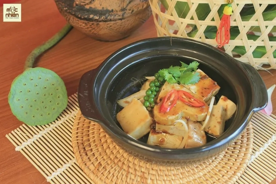 Không gian ấm cúng tại nhà hàng chay Mộc Nhiên Sư Vạn Hạnh