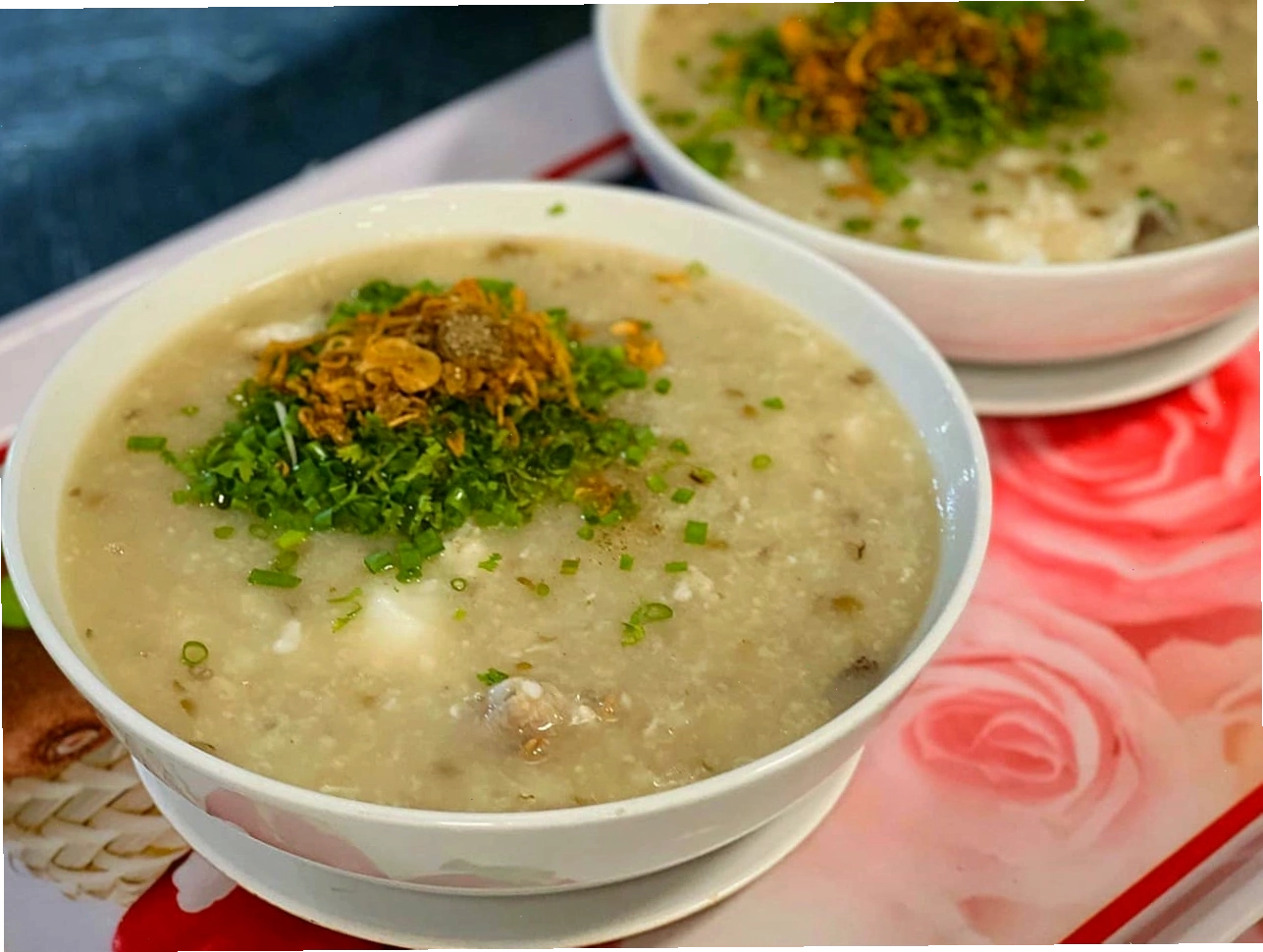 Không gian ấm cúng tại Nhà hàng Ớt Côn Đảo