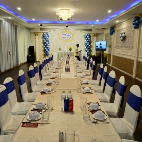 Không gian ấm cúng tại nhà hàng Tư Trì