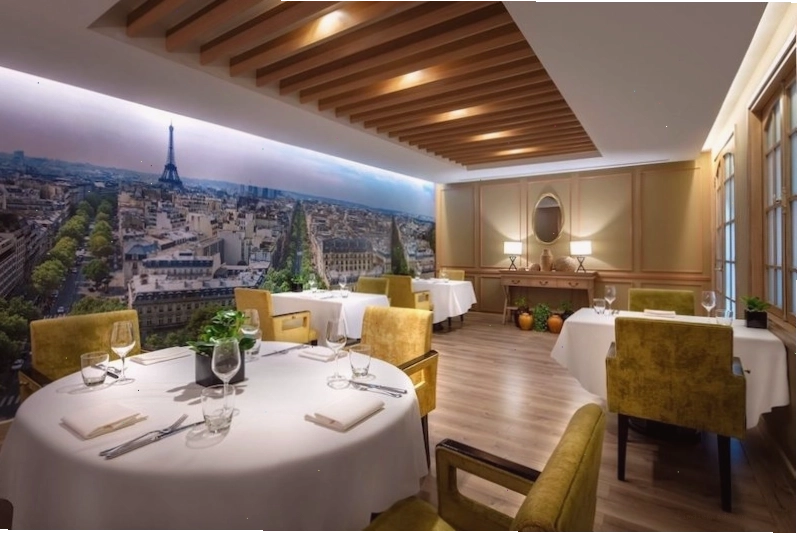 Không gian ấm cúng và sang trọng của Le 17 Bistro, nhà hàng Pháp tại Quận 1