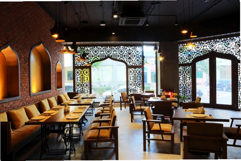 Không gian ấm cúng và sang trọng tại Spices Taste Of India