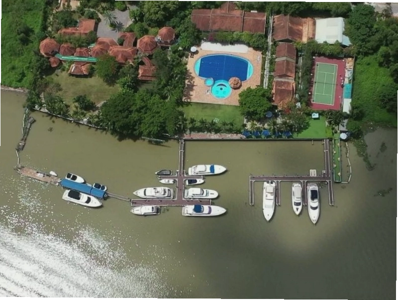 Không gian ẩm thực tại Lan Anh Village Quận 2