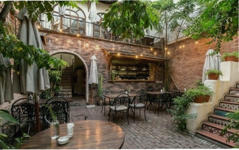 Không gian ấn tượng của Xofa Café & Bistro