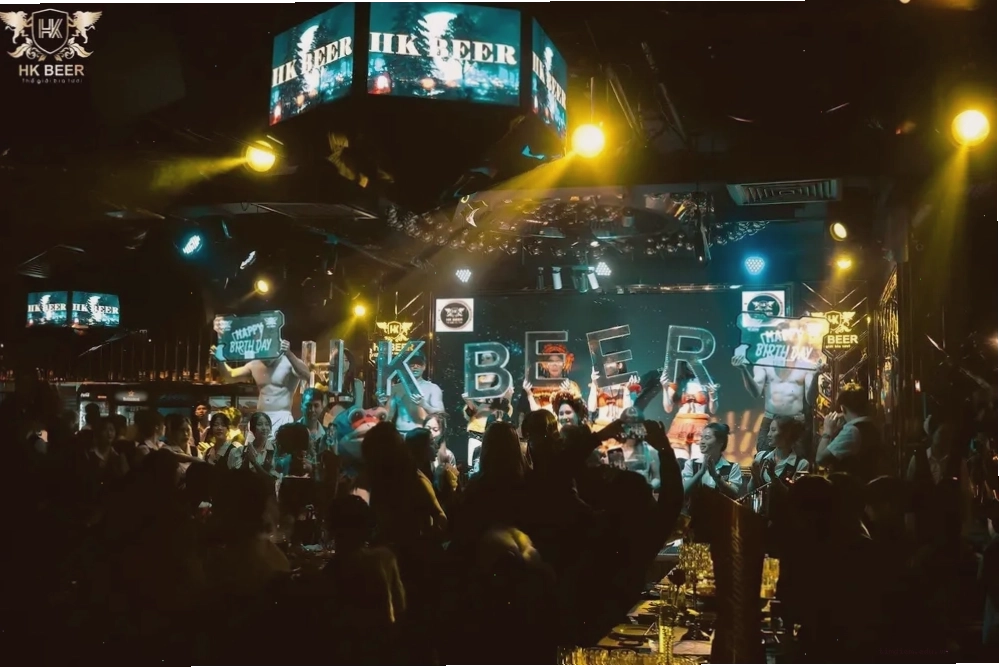 Không gian beer club sôi động kết hợp nhà hàng ẩm thực